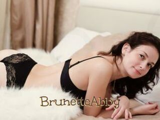 BrunetteAbby
