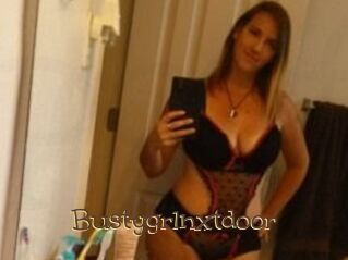 Bustygrlnxtdoor