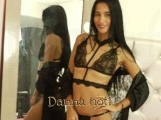 Danna_hot1