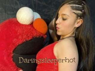 Daringsleeperhot