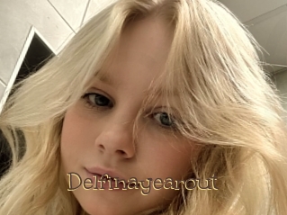 Delfinayearout