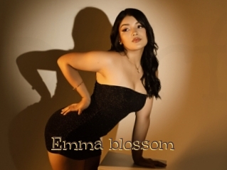 Emma_blossom