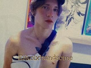 Eskolxhandsome
