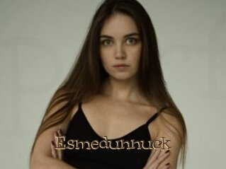 Esmedunnuck