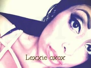 Lexxie_oxox
