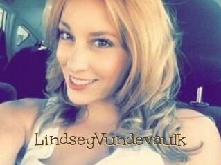LindseyVundevaulk