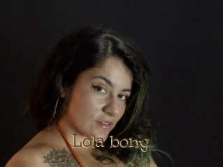 Lola_bony