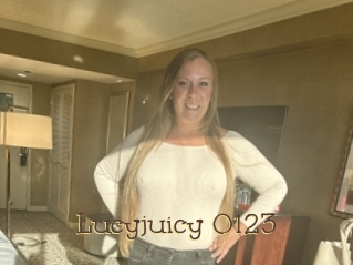 Lucyjuicy_0123