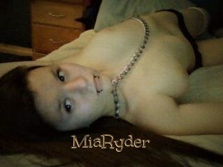 Mia_Ryder