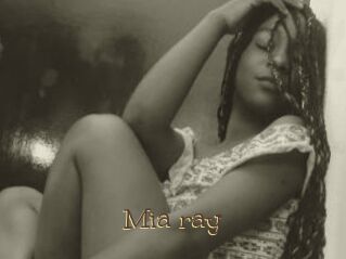Mia_ray