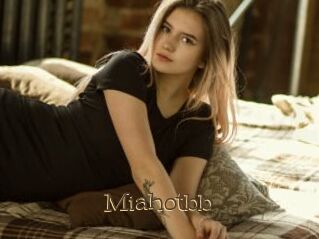 Miahotbb