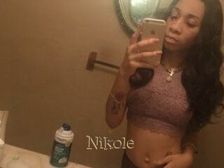 Nikole_