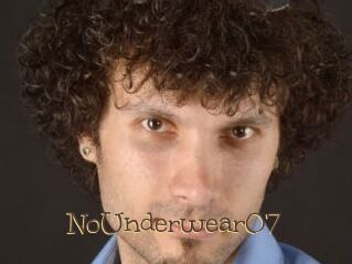 NoUnderwear07
