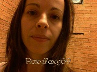 RoxyFoxy_69