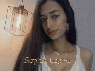 Sophie_Logan