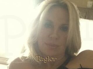 _Taylor Porno FR