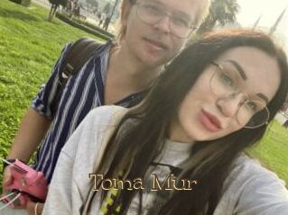 Toma_Mur