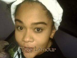 Toty_Lamour