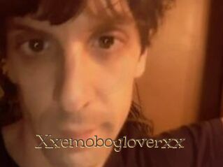 Xxemoboyloverxx